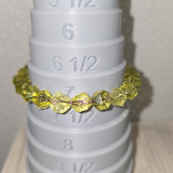 10mm Faceted Peridot Bracelet - Picture 5 of 14